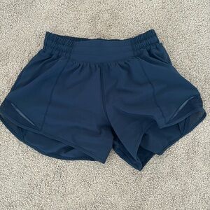 Lululemon Hotty hits